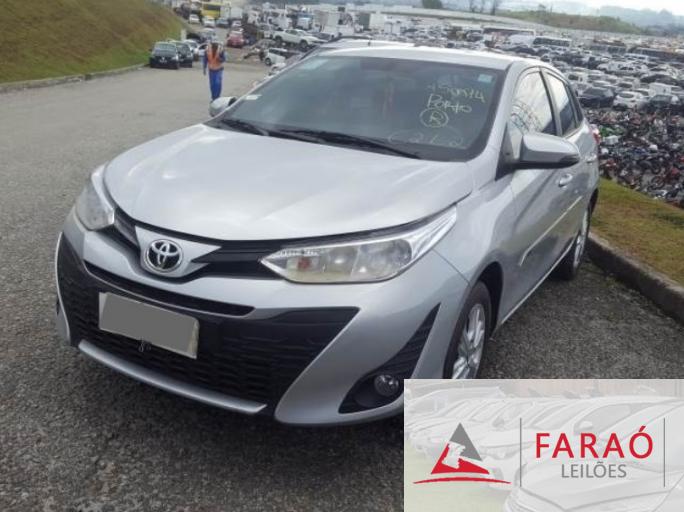 TOYOTA YARIS 19/19