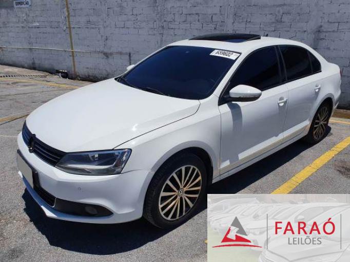 VOLKSWAGEN JETTA 12/13 