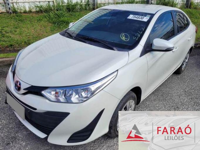 TOYOTA YARIS SEDAN 20/20