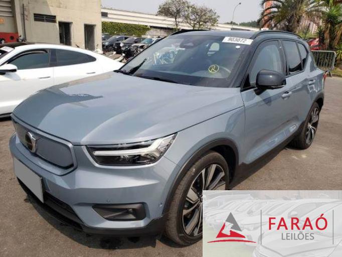 VOLVO XC40 21/21