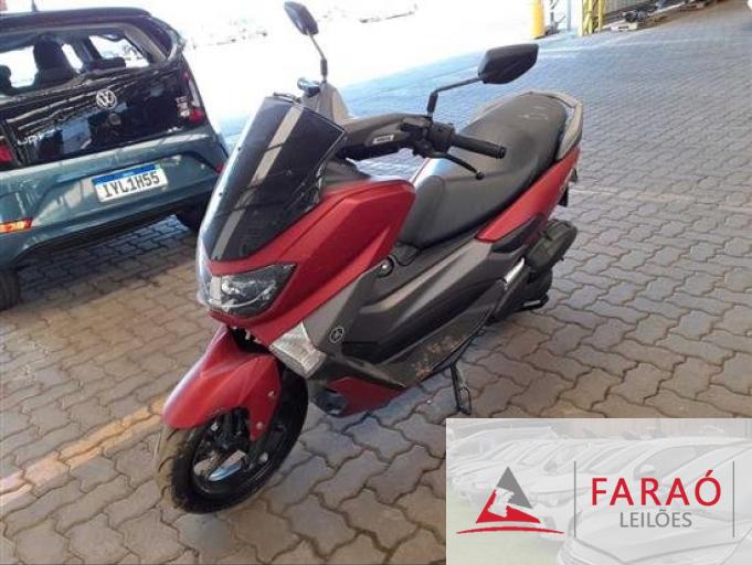 YAMAHA NMAX 18/18