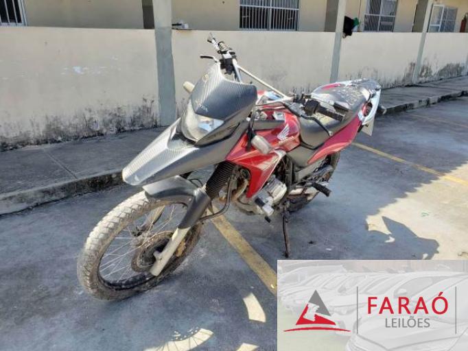 HONDA XRE 300 14/14