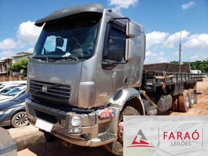 VOLVO VM 260R 10/11