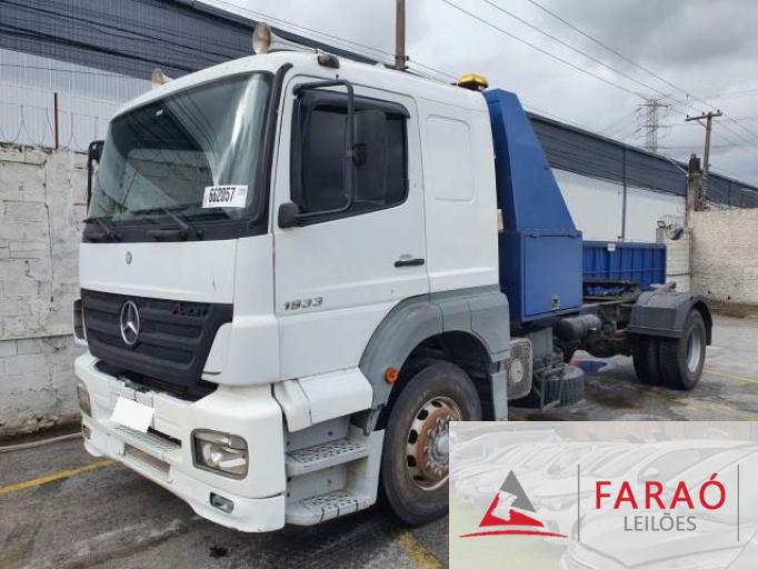 MERCEDES BENZ AXOR 1933 06/06