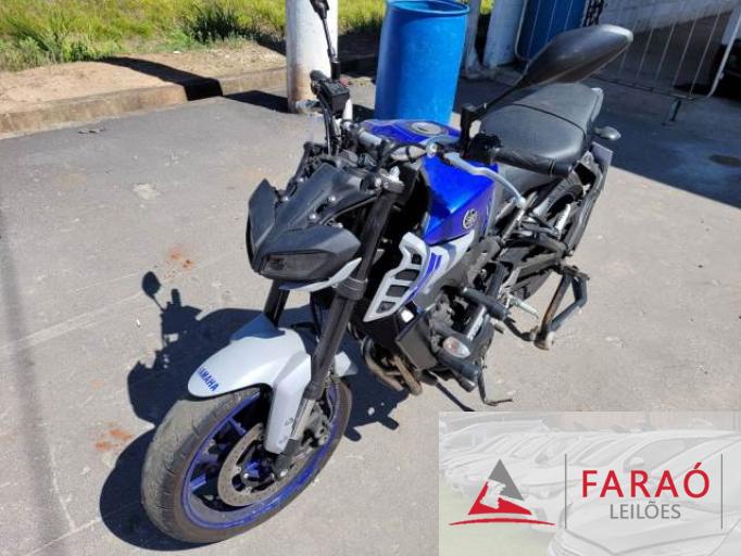 YAMAHA MT-09 22/22