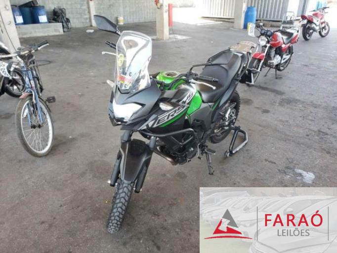 KAWASAKI VERSYS-X 21/21